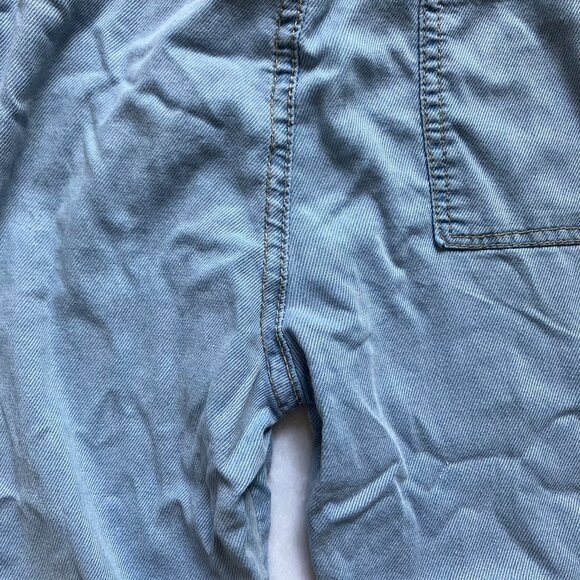 FREE w/ Purchase Denim Jogger Pants Size 110 (4T/5T) | Light Blue Elastic GUC - Picture 15 of 16